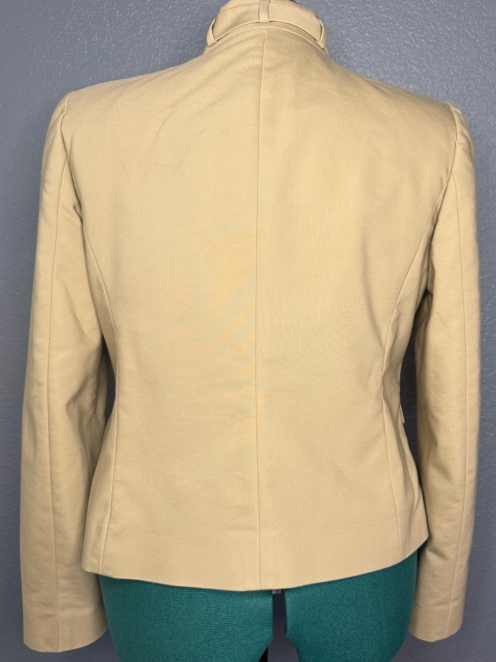 Ann Taylor Cream Utility Jacket Buckle Neck Size 12 Tailored Lightweight - Picture 7 of 16